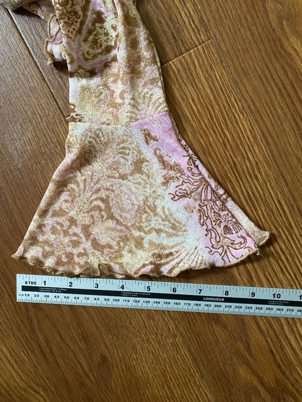 Vintage Y2K Pink Brown Paisley Bell Sleeve Lettuce Hem Top - XS - Picture 7 of 11